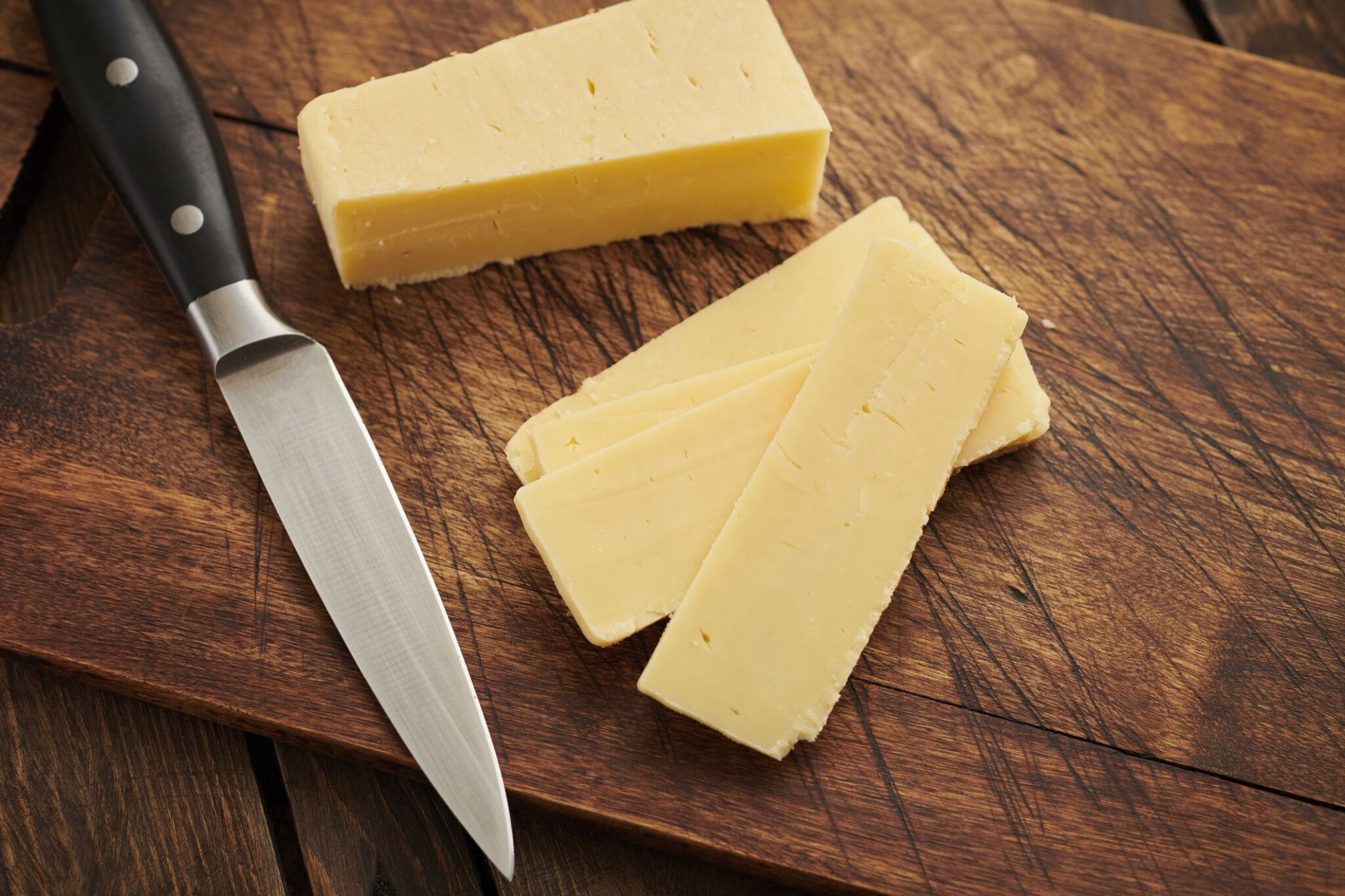 How To Slice Cheese Without A Slicer? Your Trusted Informant!